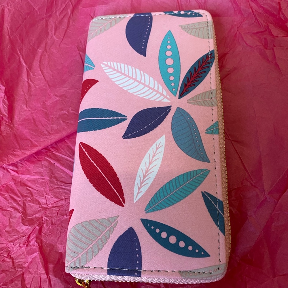 Pink Tropical Print Clutch • Gold Zipper • Lightweight Fabric • NWOT